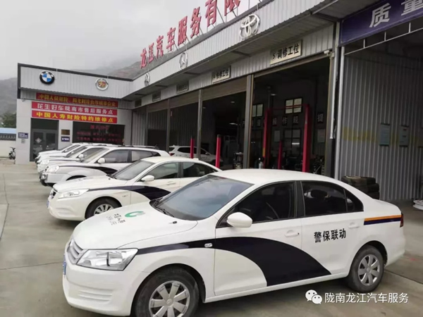 金錘鈑金，銀槍噴漆！龍江汽修值得信賴！