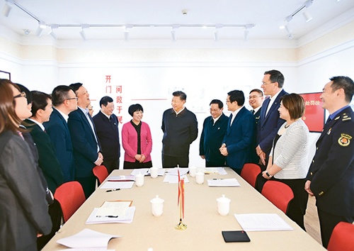 習(xí)近平：堅(jiān)持、完善和發(fā)展中國(guó)特色社會(huì)主義國(guó)家制度 與法律制度