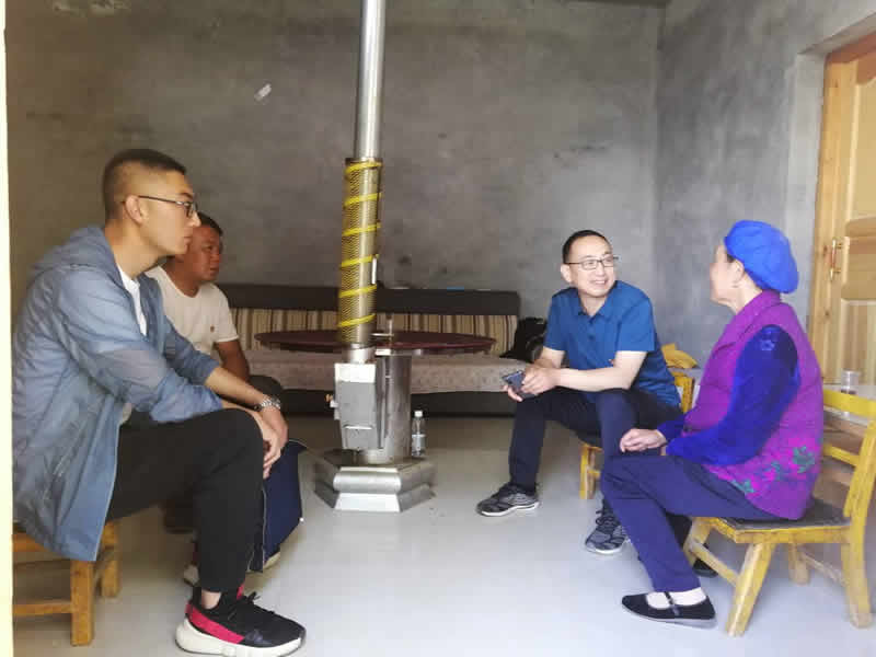 “感黨恩、憶黨史”，--市龍江城鄉(xiāng)發(fā)展集團公司開展慶祝建黨99周年主題黨日活動
